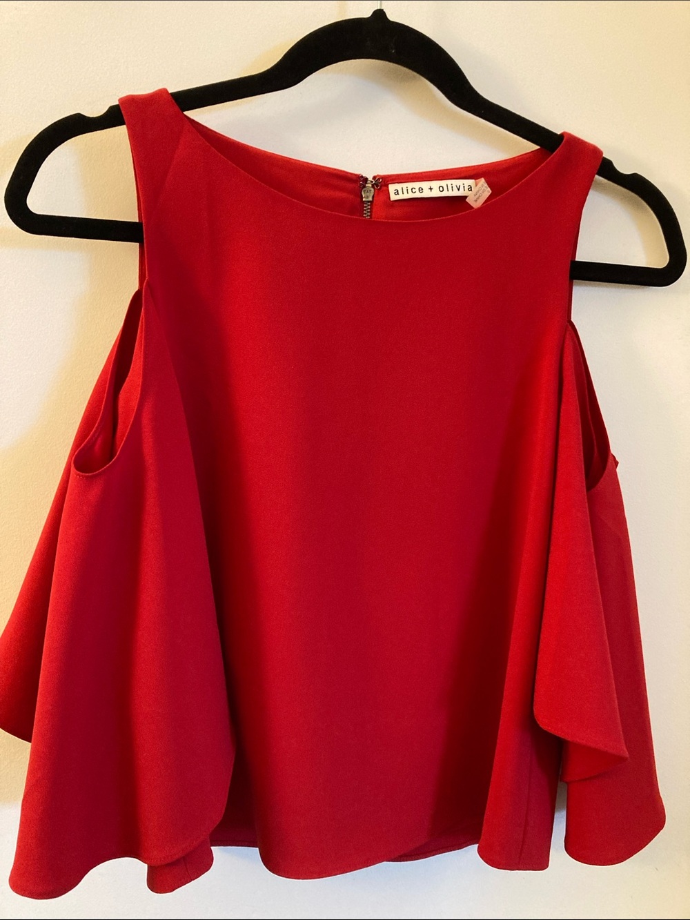 NWOT Alice + Olivia Red Cold-Shoulder Ruffle Blouse, size 0